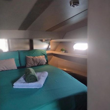 Yach Boat Barcelona Exterior foto